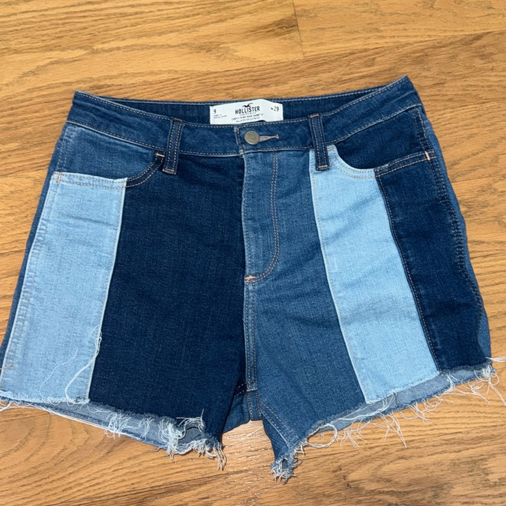 Hollister curvy high-rise short 3 inches